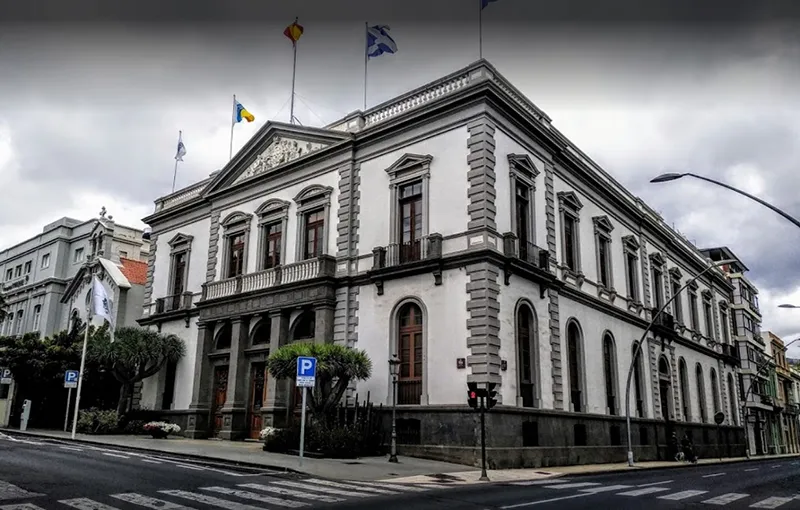 Santa Cruz de Tenerife flexibiliza el servicio del taxi para aumentar la disponibilidad de vehículos